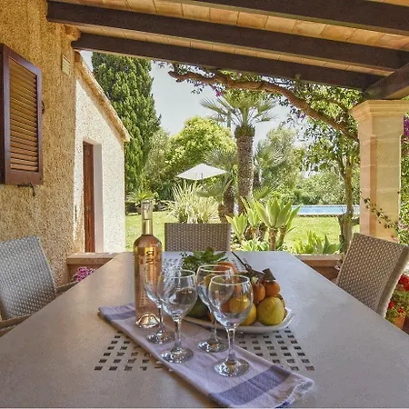 Holiday home Wunderschoenes Im Landhausstil Mit Pool Fuer 6 Personen, 6 Km Vom Entfernt *